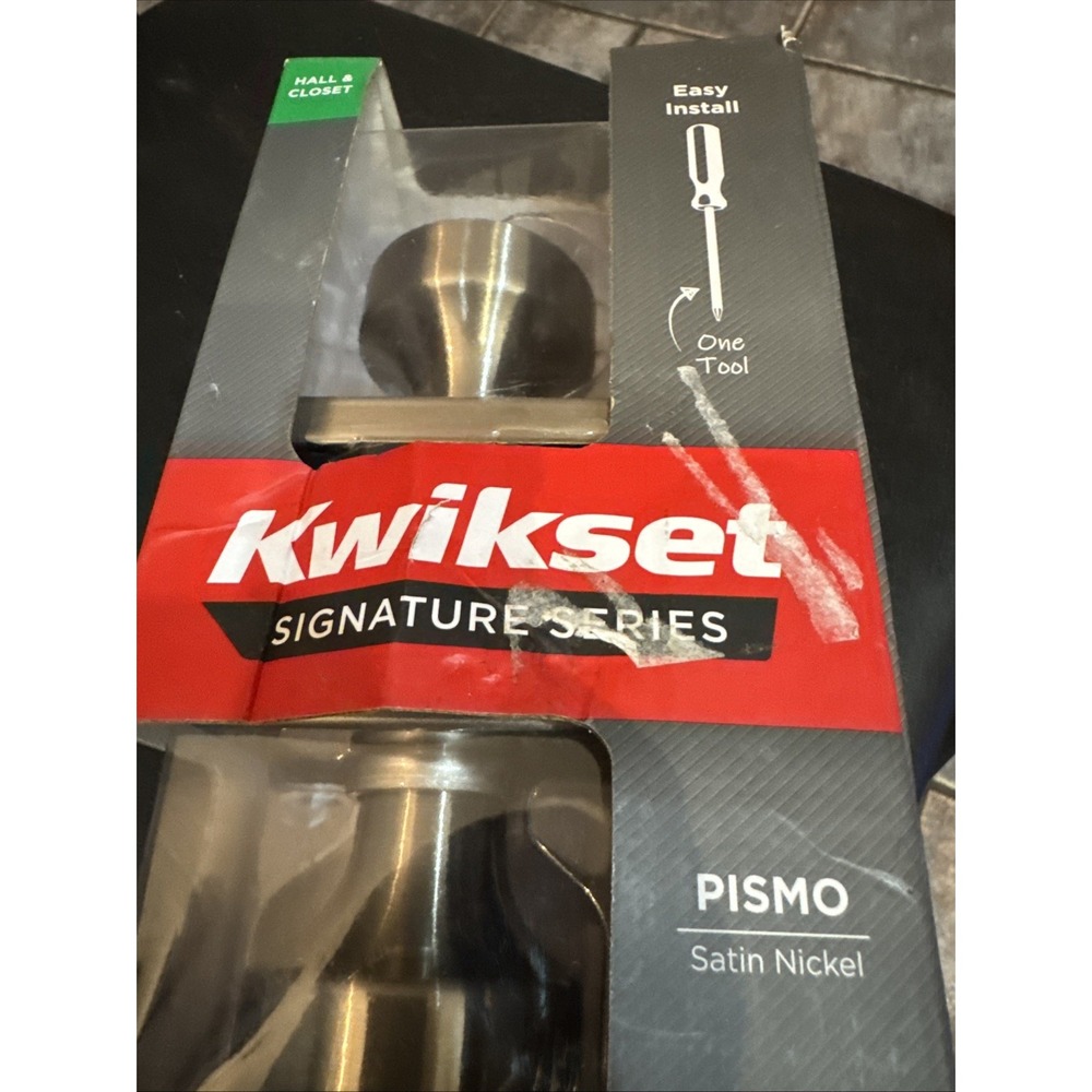 Kwikset  Satin Nickel Hall/Closet Door Handle Pismo